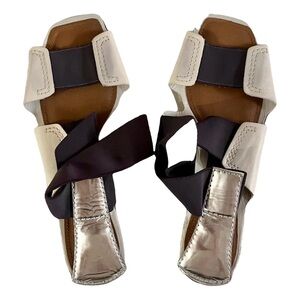 Theory Ivory & Metallic Silver Women's Sandals with Black Accent EU 39